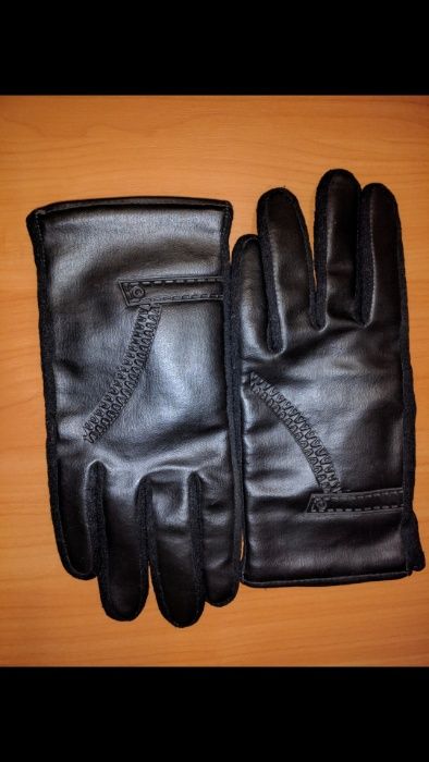 Перчатки женские, метро Москва