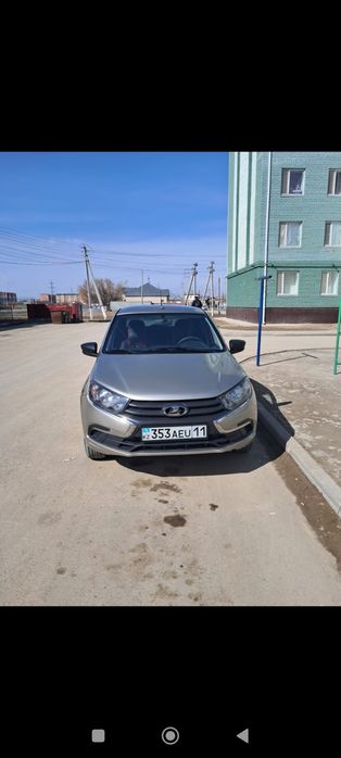Продается машина Лада гранта