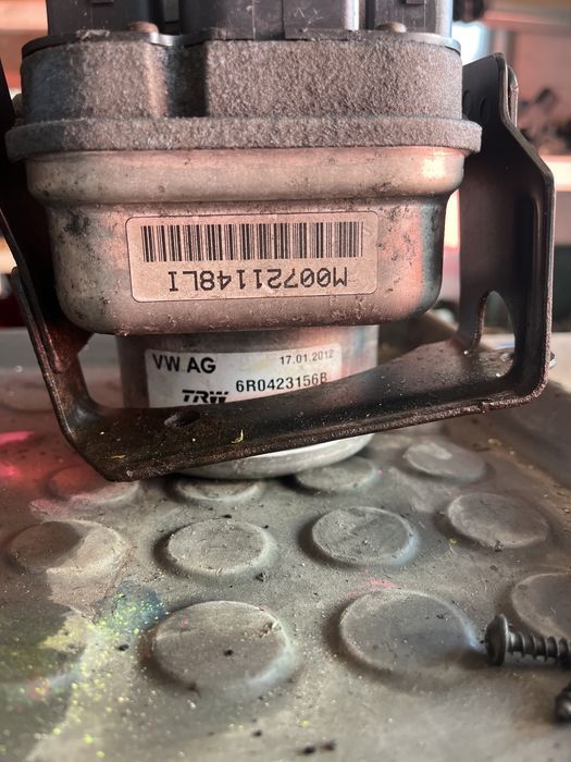 pompa servo vw polo fabia  trw