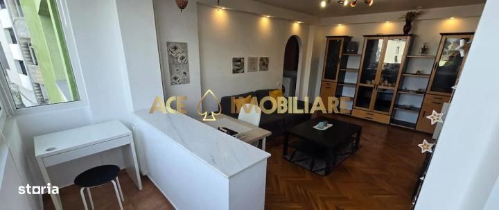 2 Camere de inchiriat | Unirii | Pet-friendly | Metrou