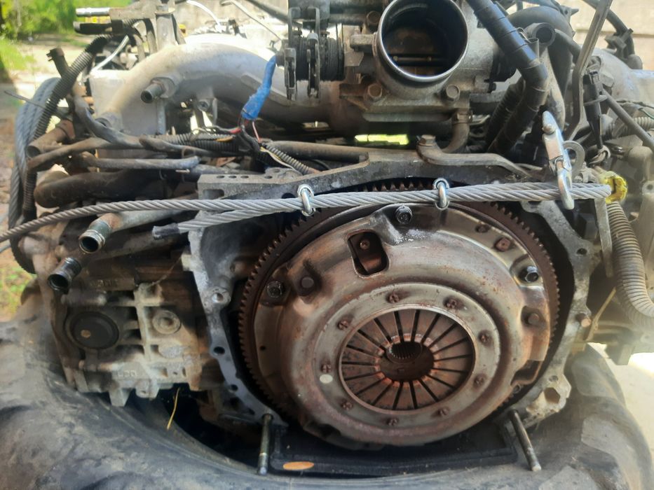 Subaru Forester на части