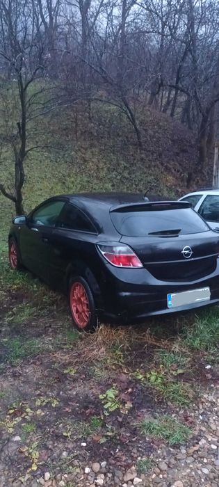 Opel astra gtc 1.6 benzină, schimb cu atv
