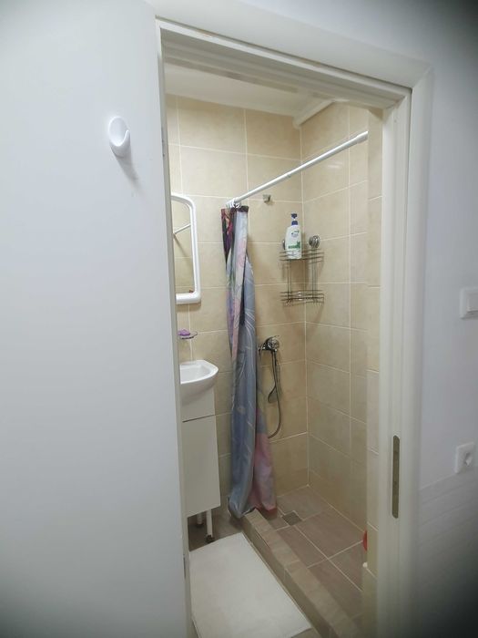 Apartament 2 camere de inchiriat str Busteni