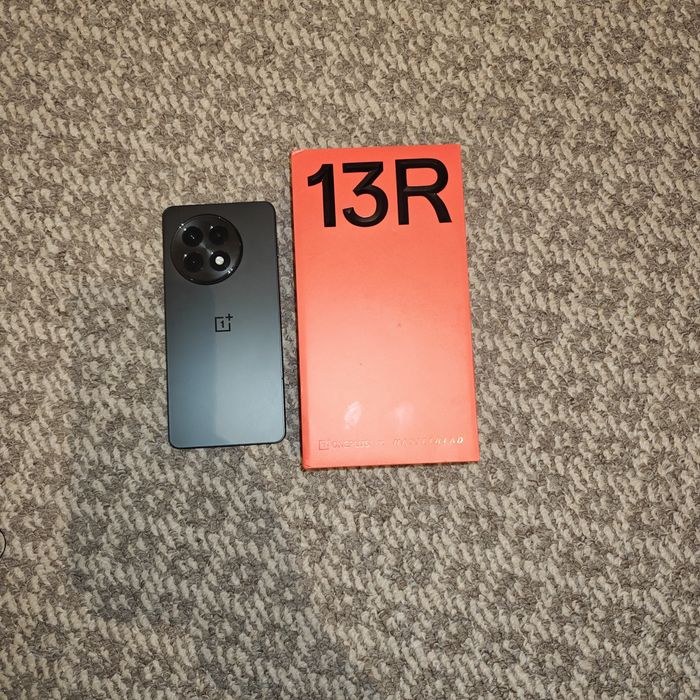 Oneplus 13 r telefoni sotiladi