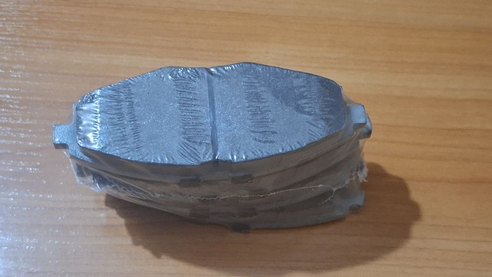 Продам тормозные колодки