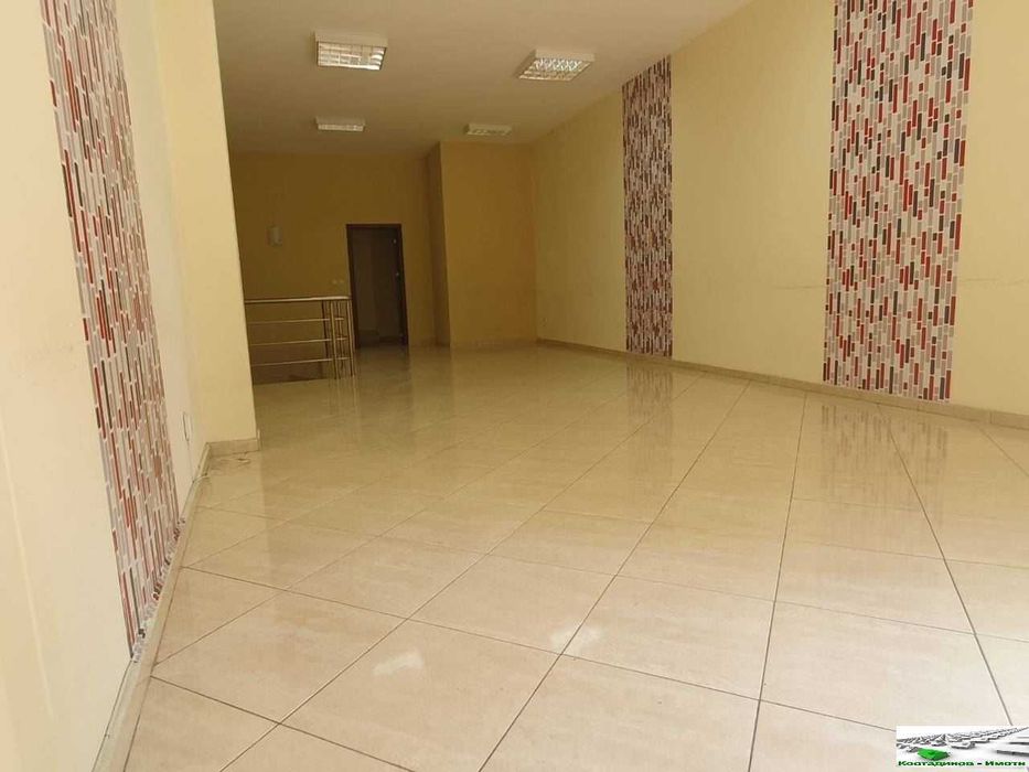 Продава се Магазин в Пловдив, Кършияка - 110 кв.м за 1591 €/кв.м - Снимка #1
