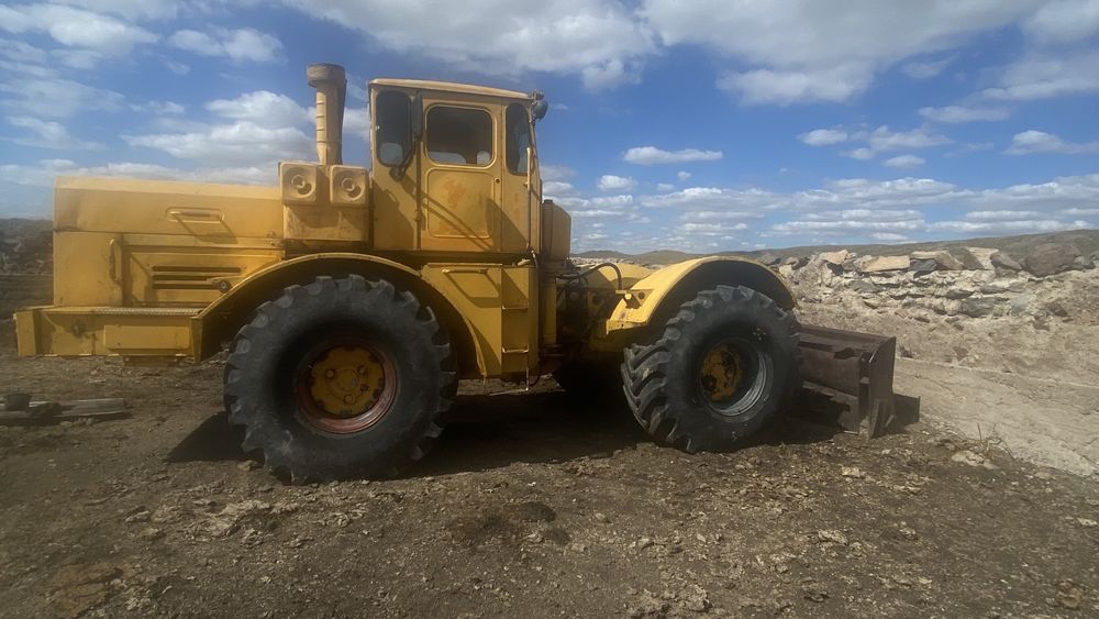 Кировец К701