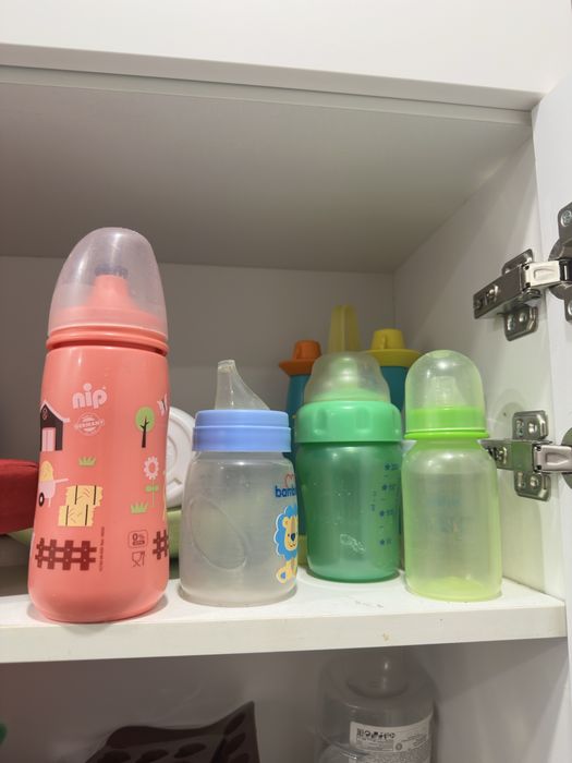 Отдам детские бутылочки