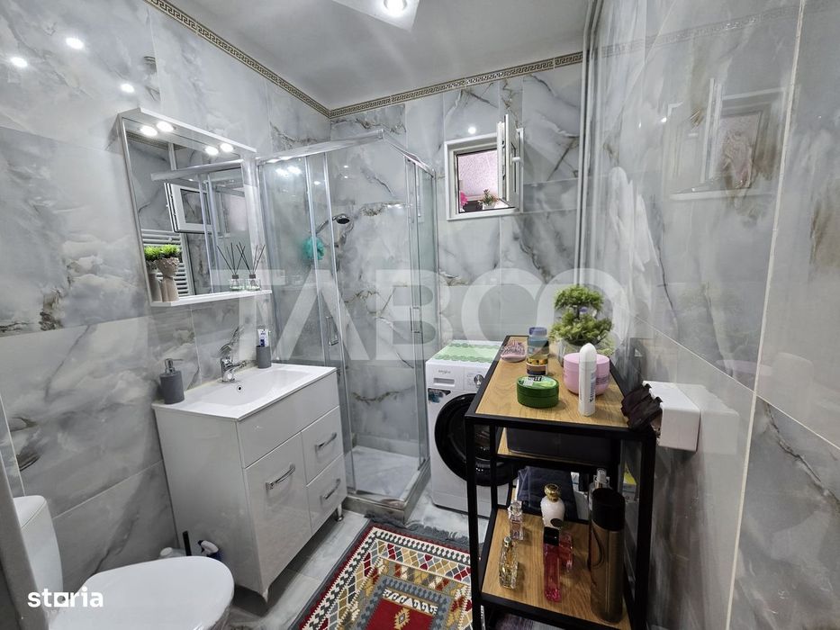 Apartament de vanzare 3 camere balcon mobilat totul nou Mihai Viteazul