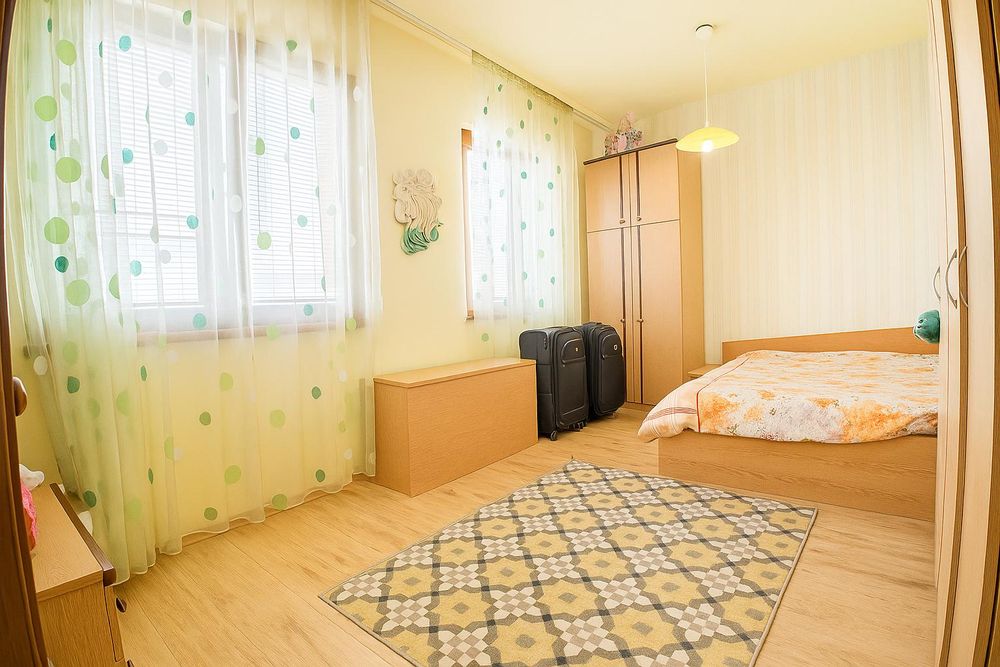 Продава се Тристаен апартамент в Пловдив, Въстанически - 87 кв.м за 1943 €/кв.м - Снимка #4