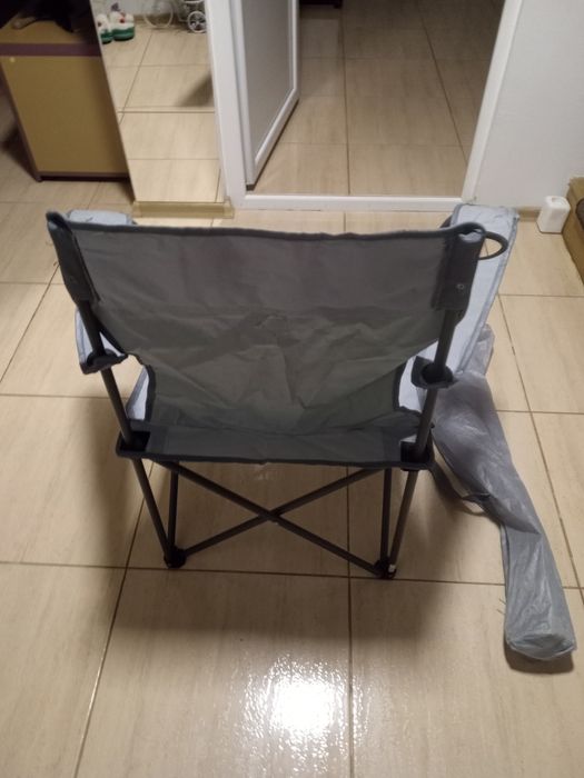 vând scaune camping, pescuit