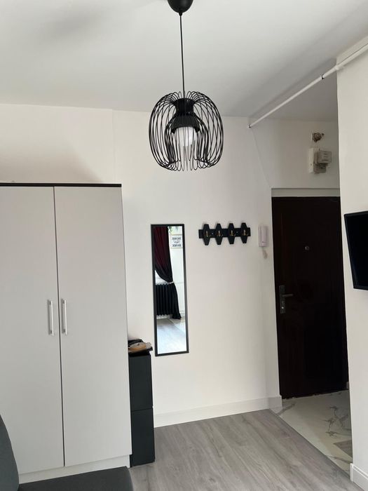 Închiriez garsonieră lângă Budimex