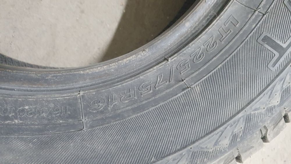 Продам одну шину 225 75 r16