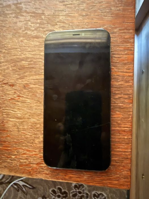Iphone 12 pro sotiladi