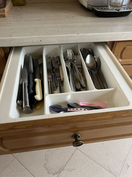 Bucatarie cu usi din lemn masiv Germania