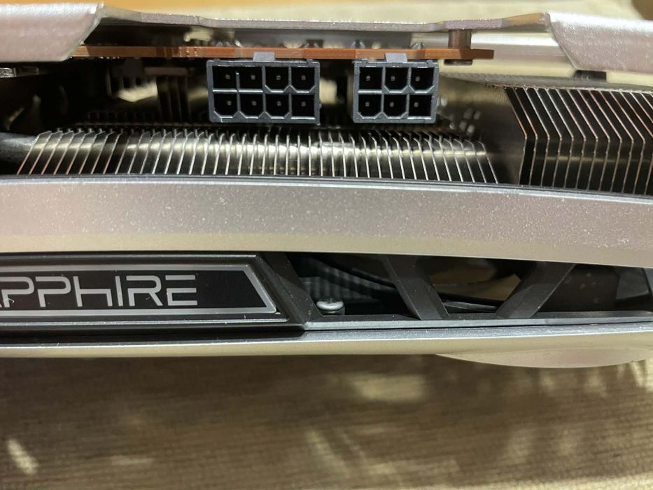 Видео карта Sapphire Nitro+ 6700 xt