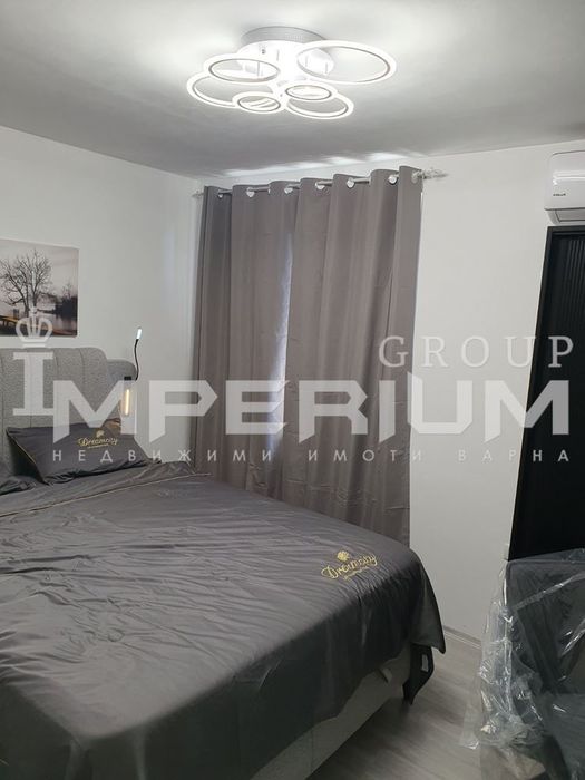 тристаен апартамент до Икономически университет, гр.Варна