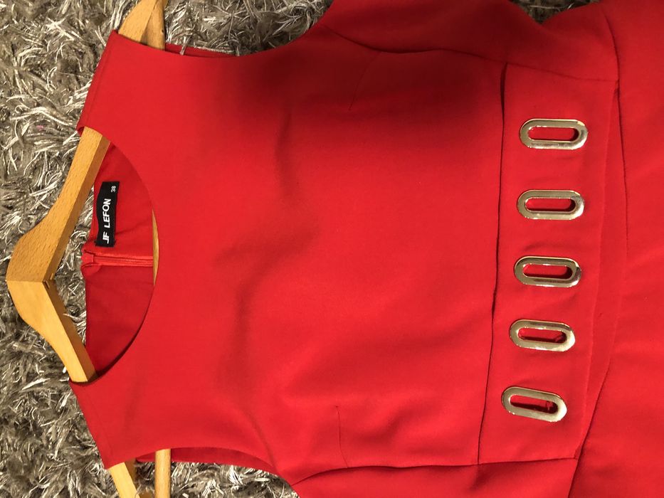 рокли Зара, червена рокля