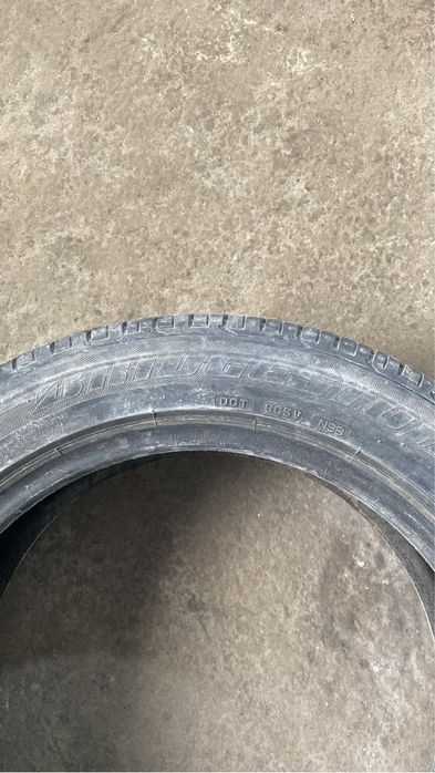 Продам резину в отличном состоянии. R18