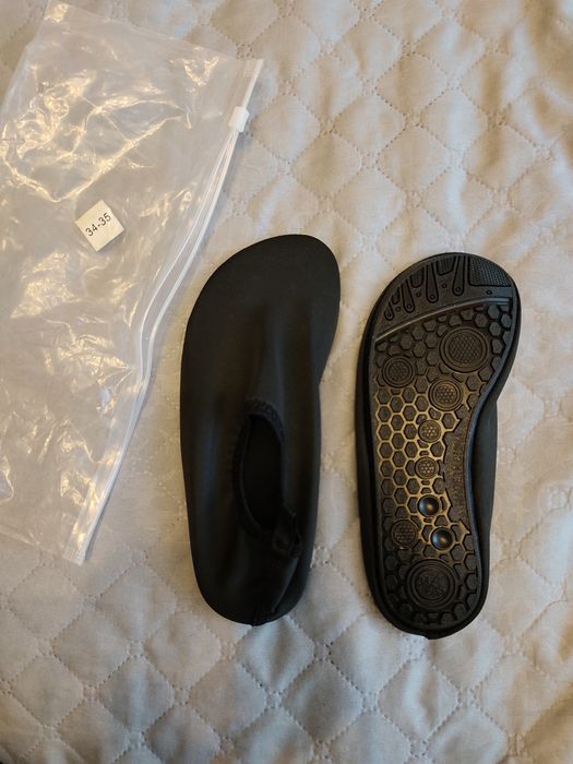 Продам новые аквашузы