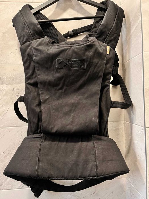 Мултифункционална ергономична раница Mountain Buggy - Juno Carrier, черна