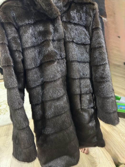 Продам эко шубу новую