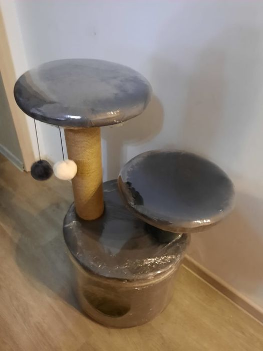 Когтеточка с домиком