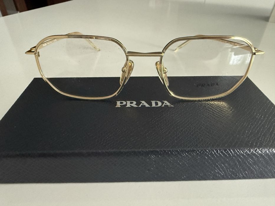 Рамки за диоптрични очила. Prada. Нови