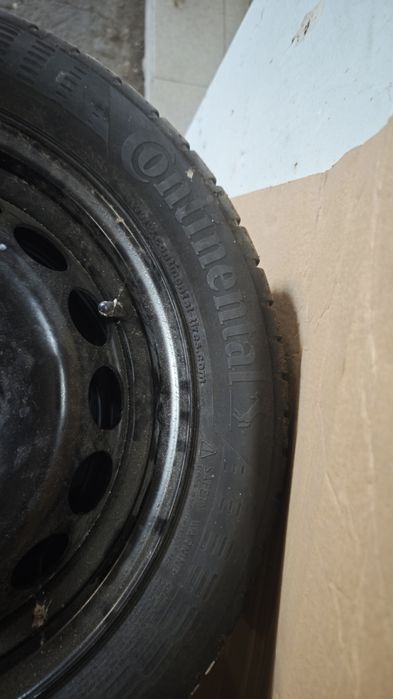 Гуми 165/60/15 Continental