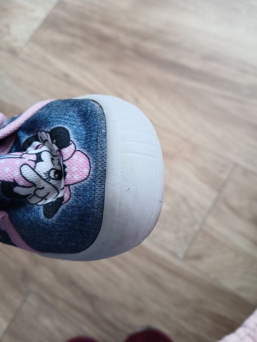 Детски пантофи за момиче