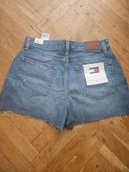 Къси и дълги дънки Tommy jeans