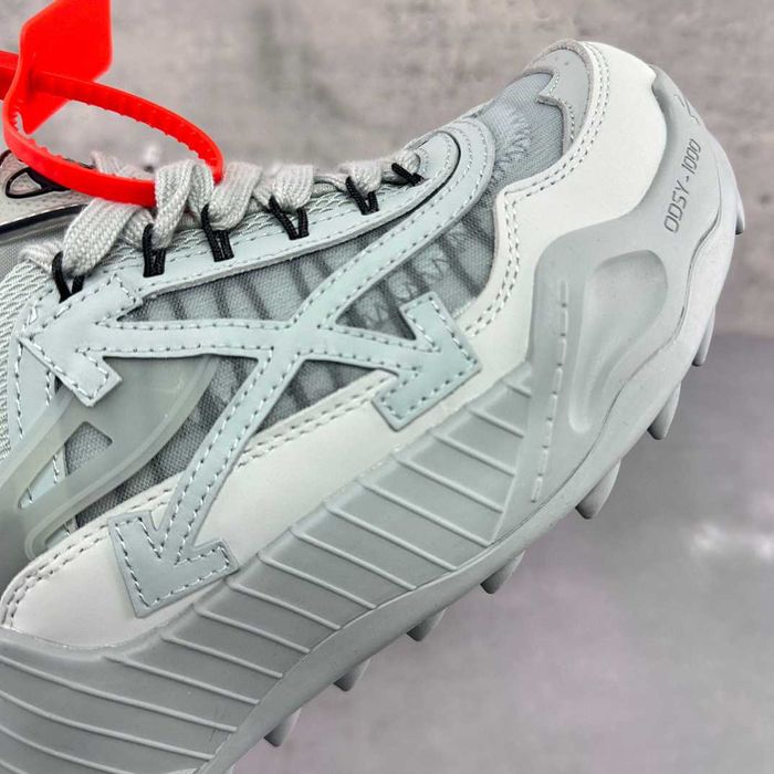 Adidasi Off White ODSY 1000