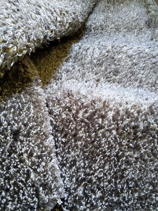 Килим 2 на 2 метра, сив запазен изпран чист