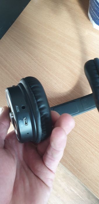 Casti audio bluetooth