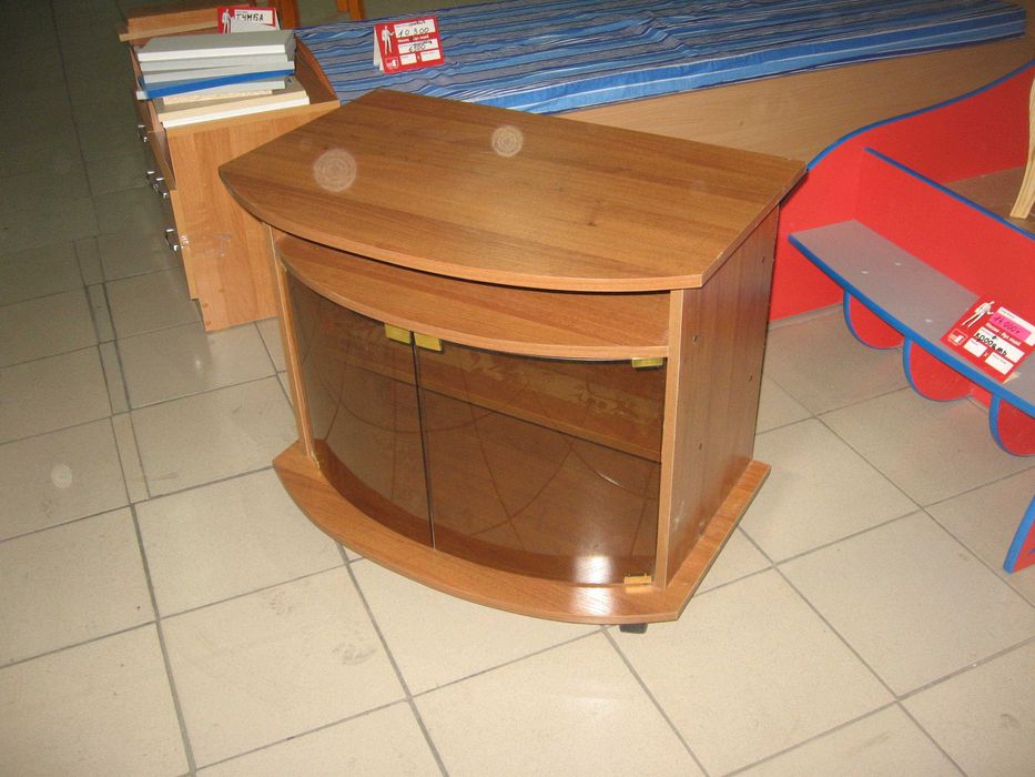 Гнутое стекло для холодильника витрины