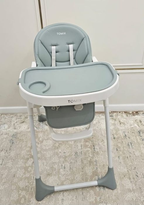 Детский стульчик для кормления