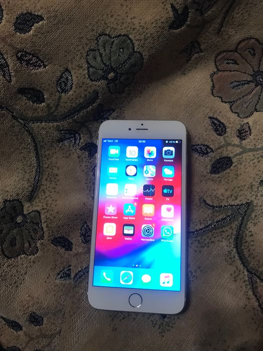 Продам Iphone 6+/128гб