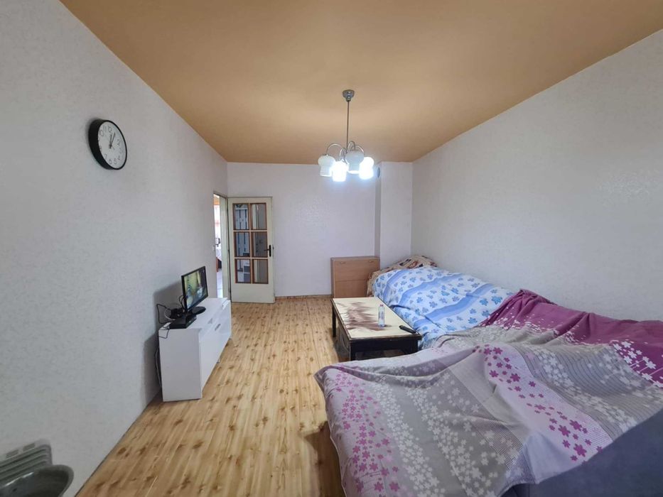 Продава се Тристаен апартамент в Хасково, Любен Каравелов - 80 кв.м за 893 €/кв.м - Снимка #1