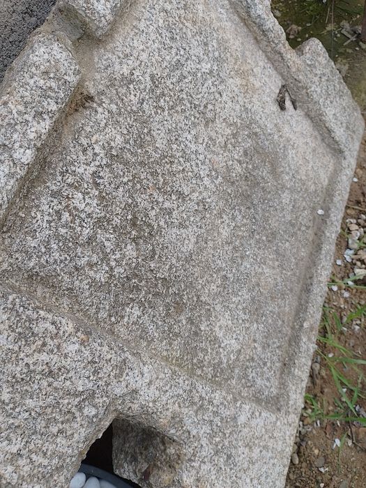 Камена плоча за мивка