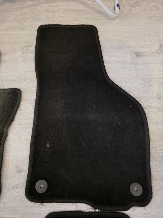 Covorase mocheta originale Skoda Octavia 2