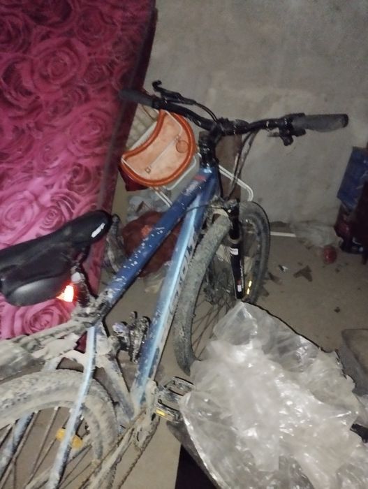 Продам велик идеал все роботает