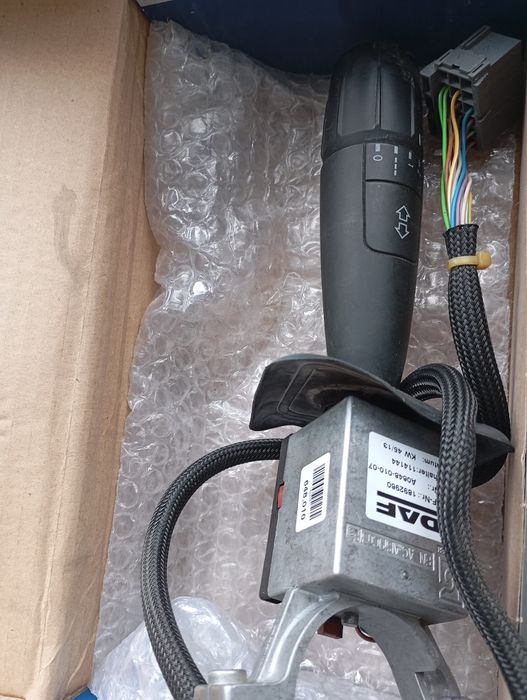 Подрулевой переключатель стекла очиститель