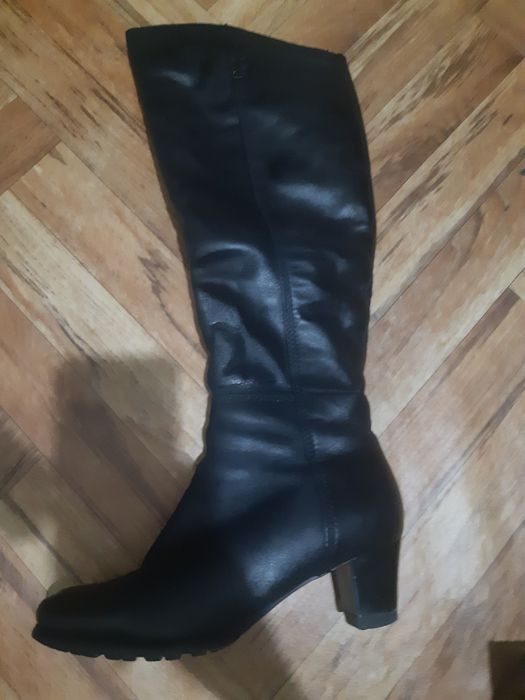 Продаётся сапоги