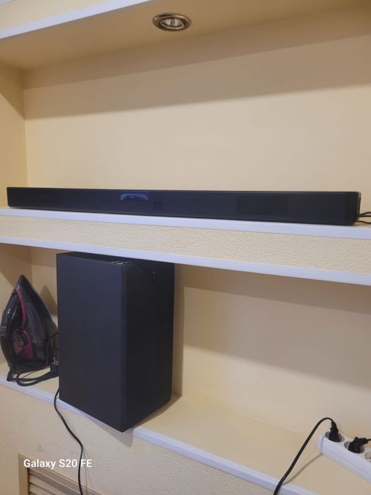 Саундбар LG 300 Вт