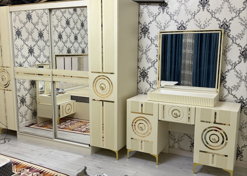 Спальня гарнитур