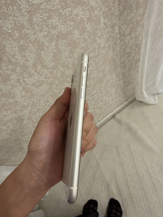 Iphone 11 телефон