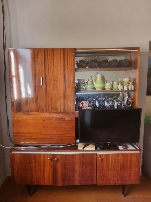 Сервант для посуды