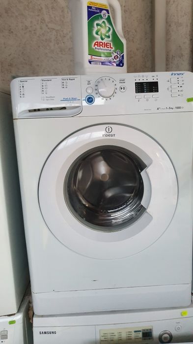 Vînd masina de spălat rufe Pitești