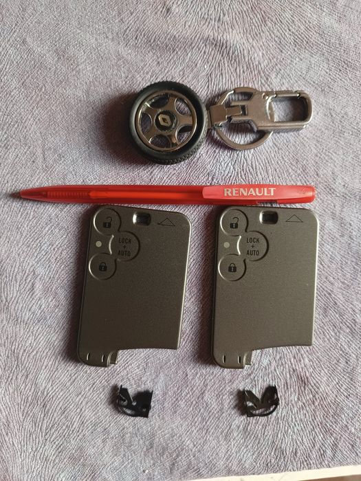 Продавам барче за Рено Лагуна и аксесоари за Рено