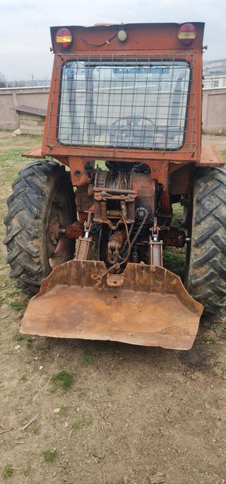 Vand/Schimb Tractor U 650 Forestier
